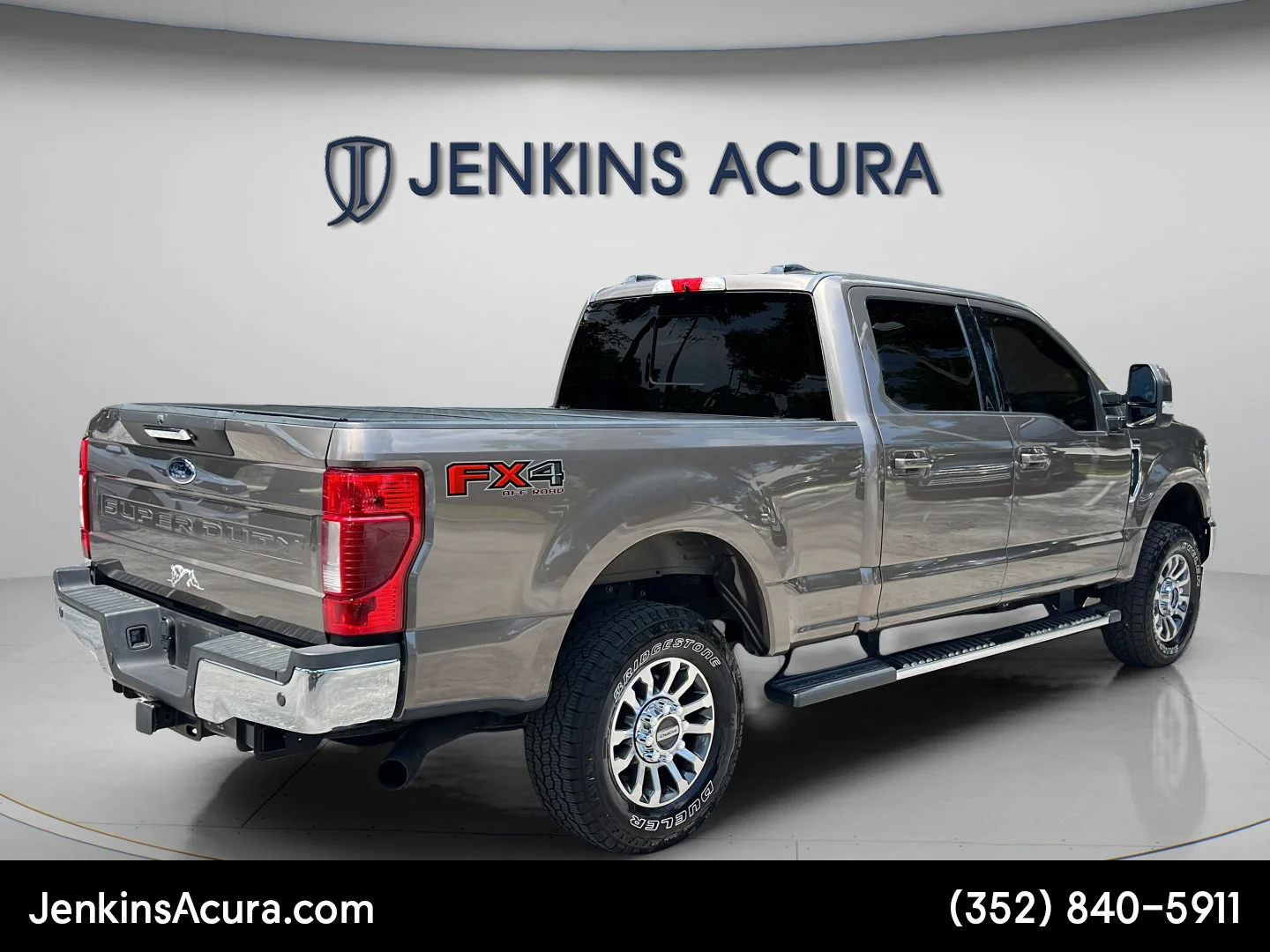 Used 2022 Stone Gray Metallic Ford LARIAT image 3