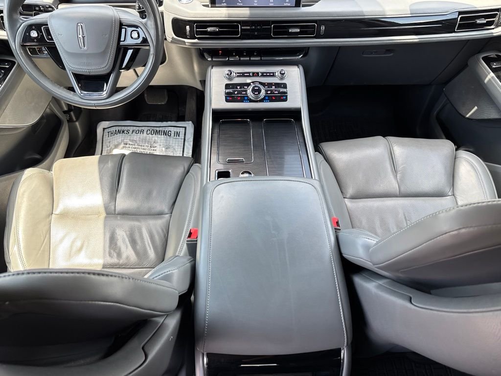 Used 2020 Gray Lincoln Reserve image 21