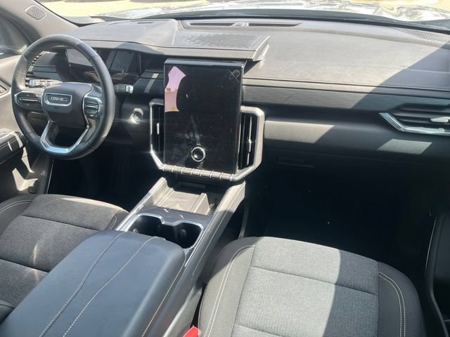 Used 2025 Sterling Metallic GMC Elevation image 18