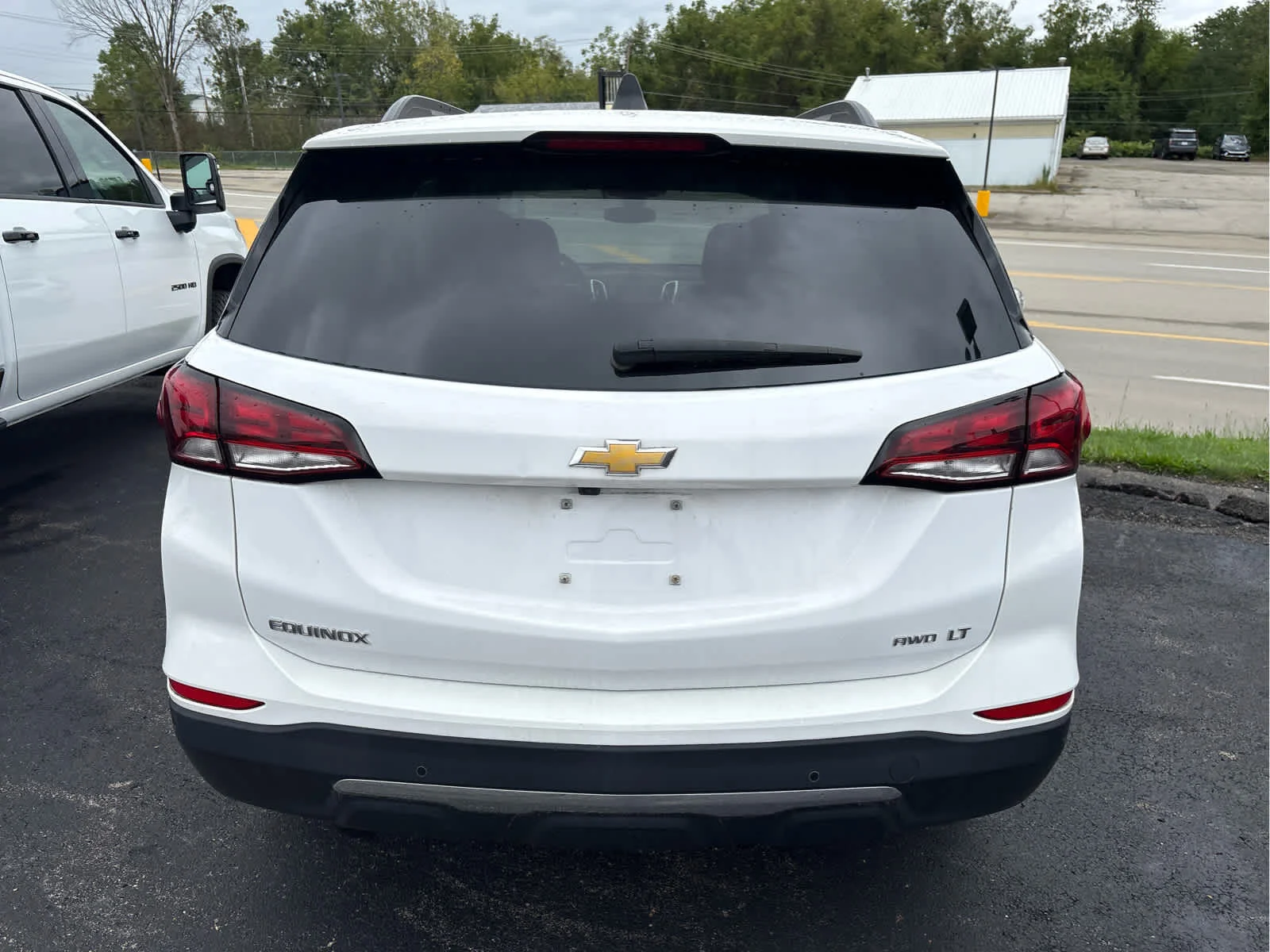 Used 2023 Summit White Chevrolet LT image 5