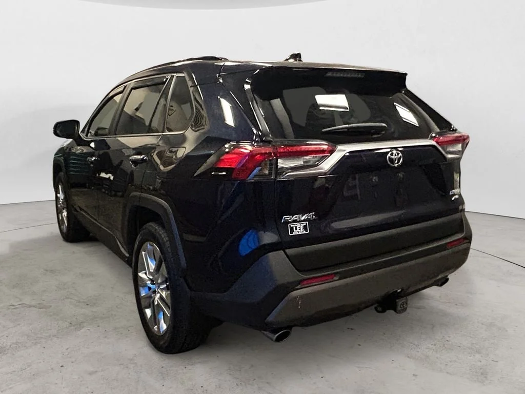 Used 2019 Blueprint Toyota Limited image 3