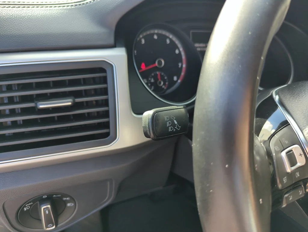 Used 2018  Volkswagen 3.6L V6 SE image 20