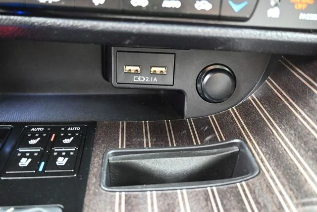 Used 2020 Black Lexus 350 image 45