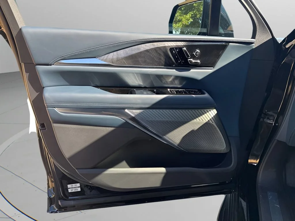 2026 Cadillac Escalade IQ Premium Luxury - Photo 28