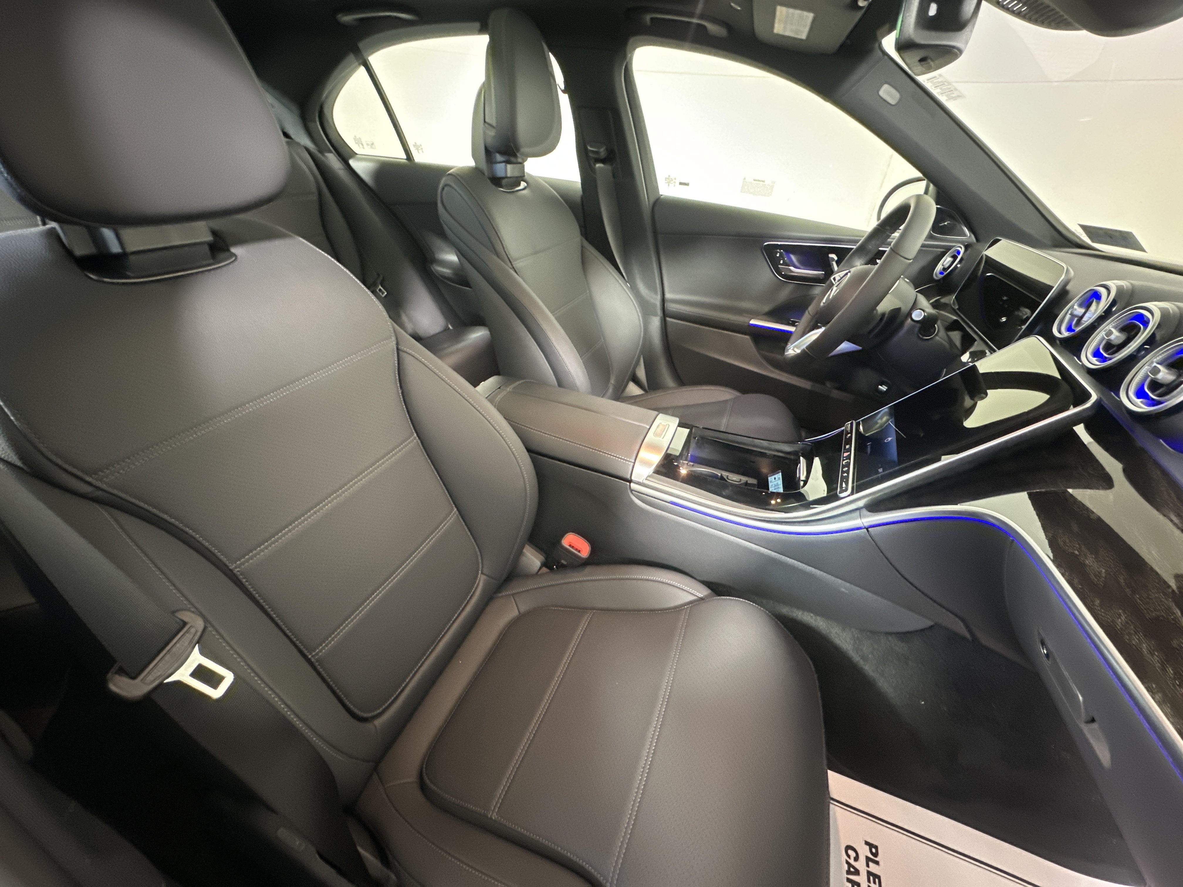 New 2026 MANUFAKTUR Alpine Grey Mercedes-Benz C 300 image 23