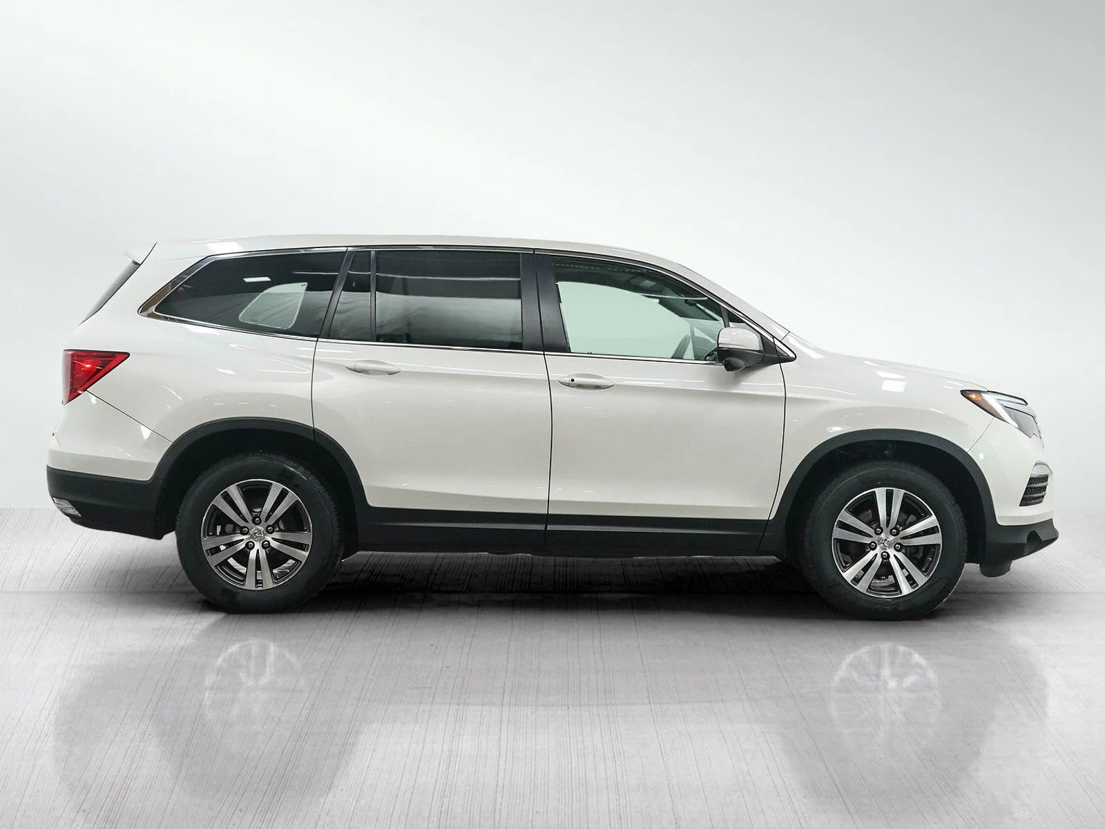 Used 2017 Lunar Silver Metallic Honda EX-L w/Honda Sensing AWD image 7