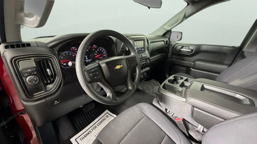 Used 2019 CAJUN RED TINTCOAT Chevrolet Custom image 18