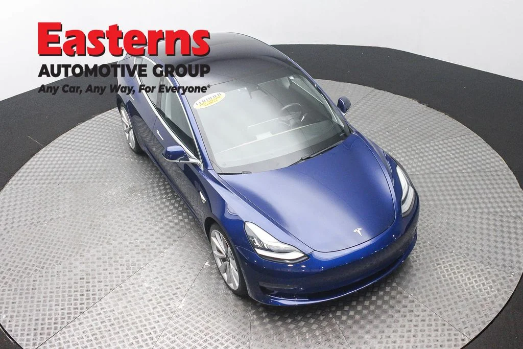 Used 2018 Blue Tesla Long Range image 3