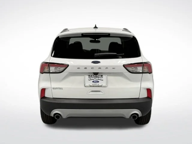 Used 2022 White Ford SEL image 9