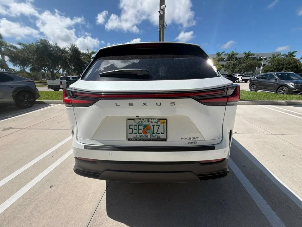 Used 2024 White Pearl Lexus NX 350 Luxury image 7
