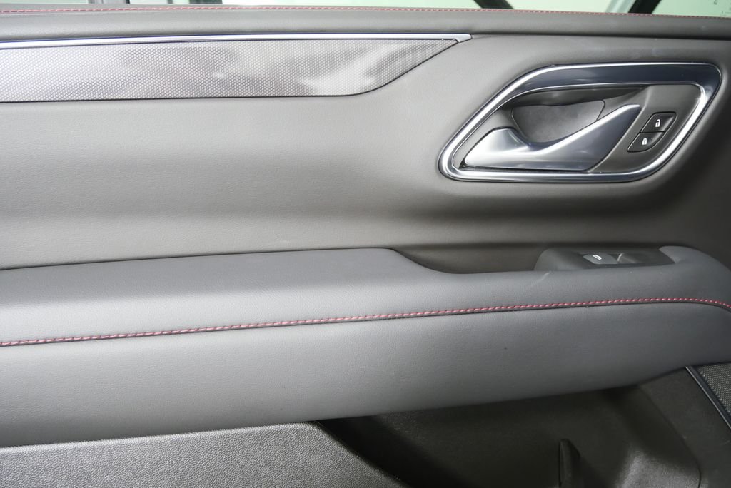 Used 2022 Summit White Chevrolet RST image 15