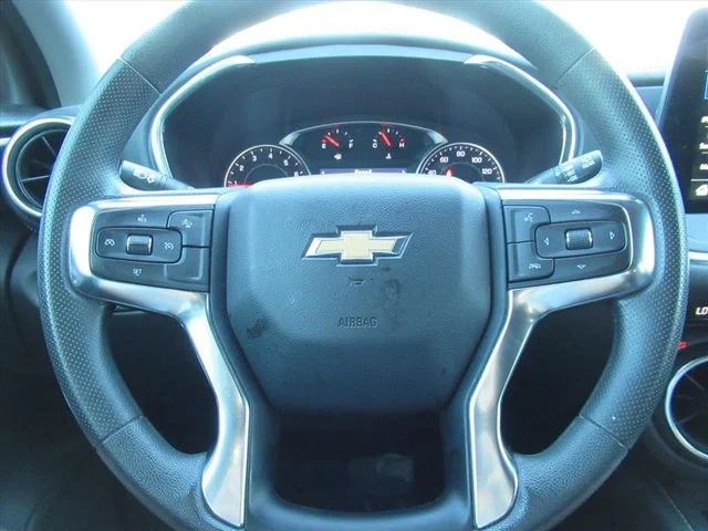 Used 2024 White Chevrolet LT image 20