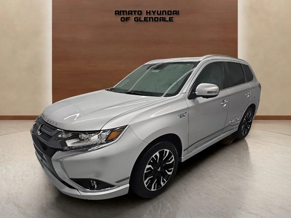 2018 Mitsubishi Outlander GT PHEV S-AWC's photo