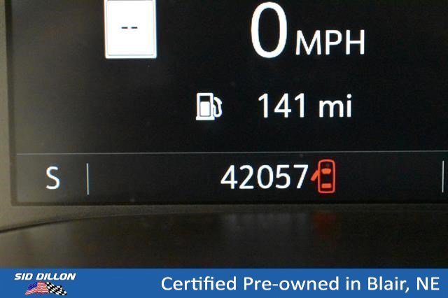 Used 2022 Summit White Chevrolet 4WD ZR2 image 16