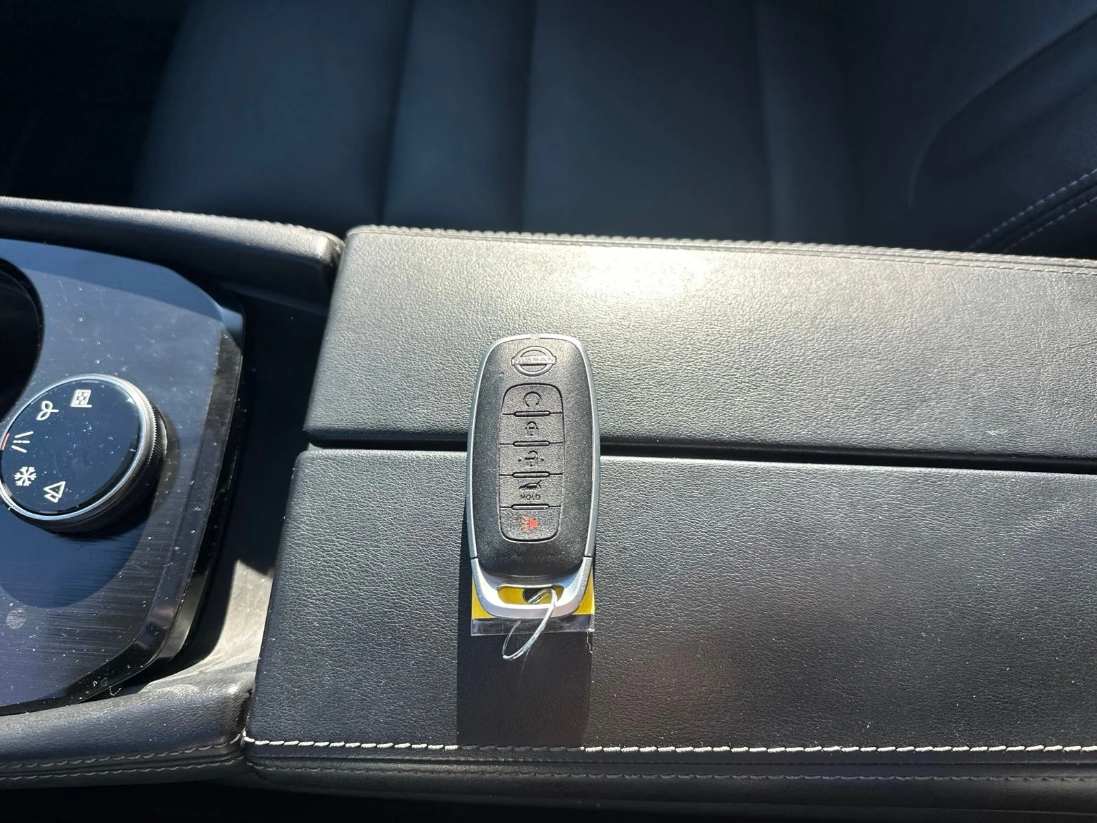 Certified Used 2023 White Nissan SL image 6