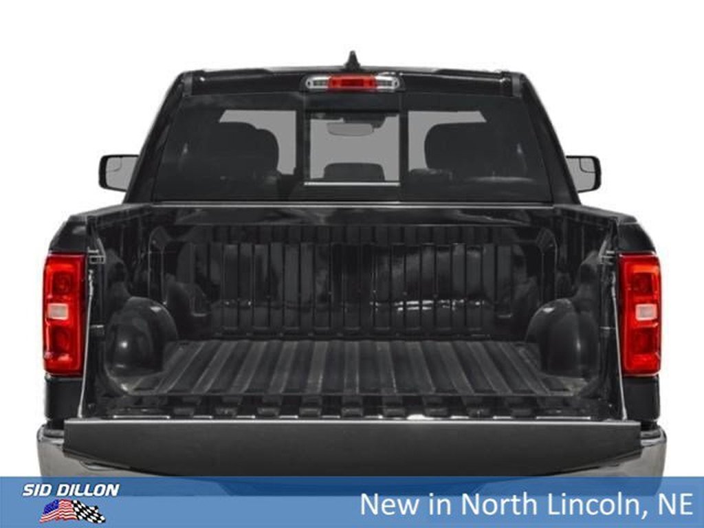New 2026 Diamond Black Crystal Pearl-Coat Exterior Paint RAM Big Horn Crew Cab 4x4 5