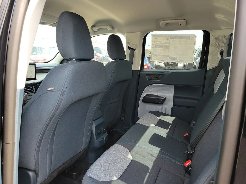 New 2026 Shadow Black Ford XLT image 9