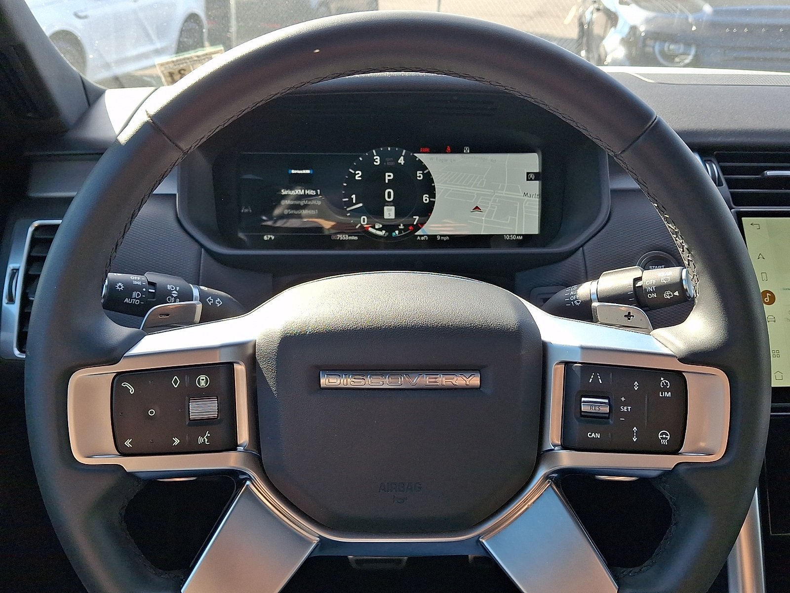 Used 2025 Fuji White   1Aa Land Rover Dynamic SE image 31