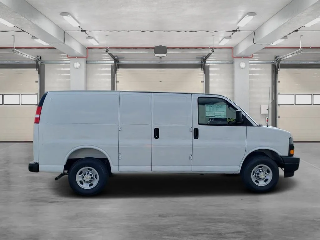 2025 Chevrolet Express Cargo Work Van - Photo 8