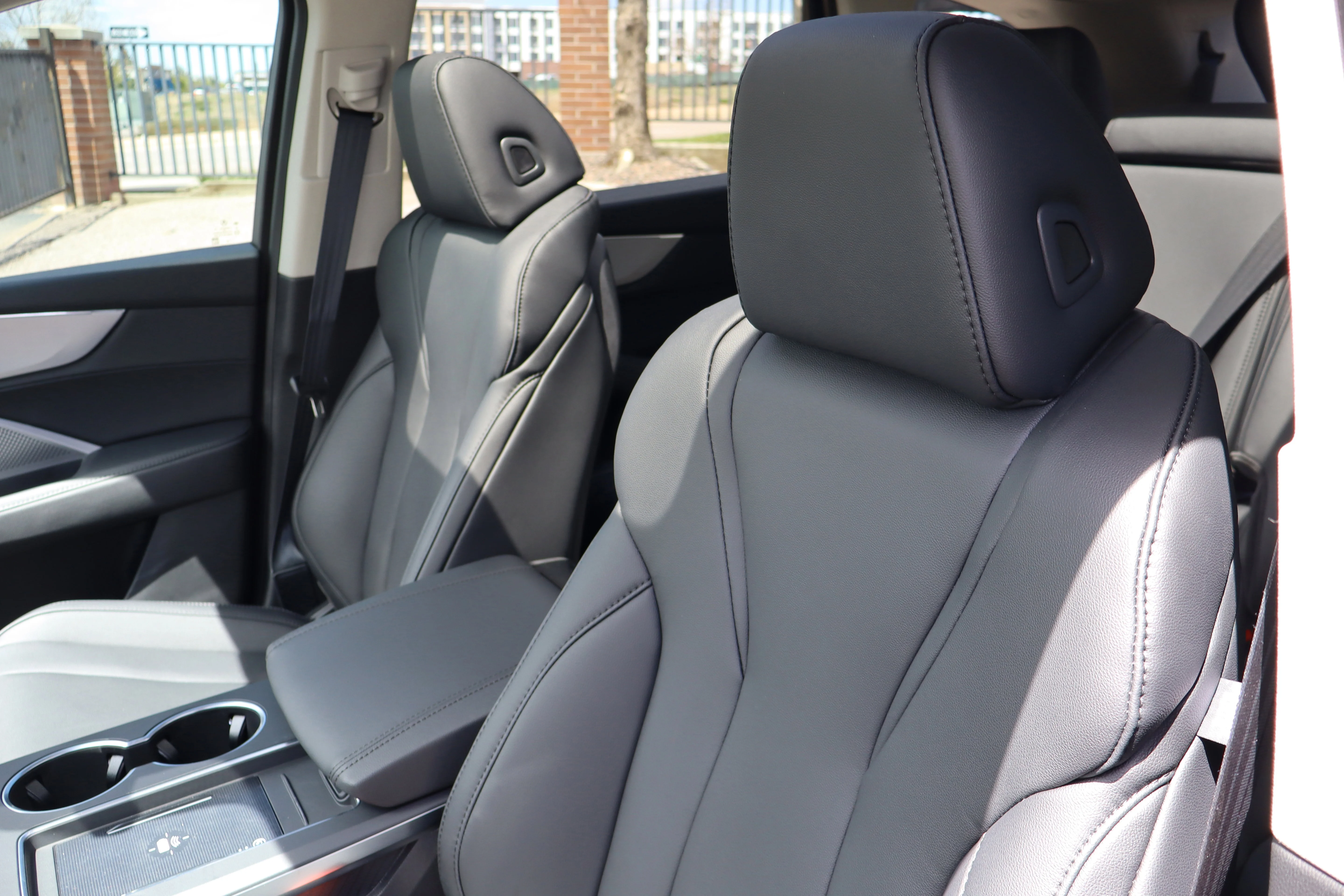 New 2026 Liquid Carbon Metallic Acura 4MDX image 21