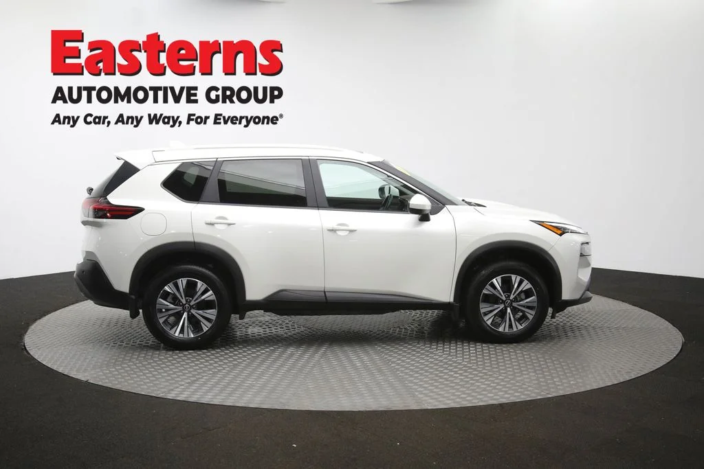 Used 2023 White Nissan SV image 45