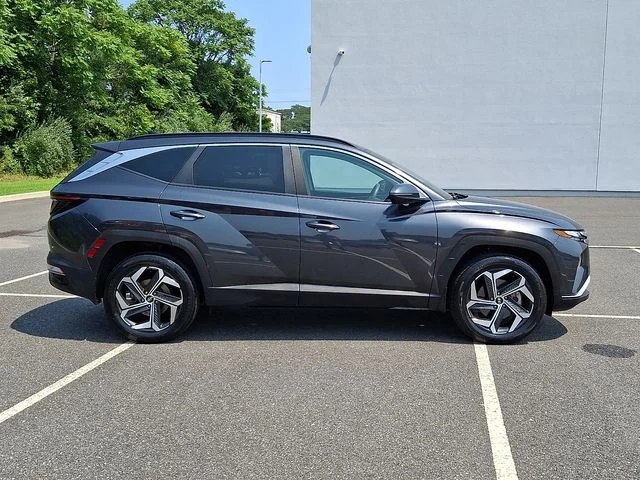 Used 2023 Gray Hyundai SEL image 8