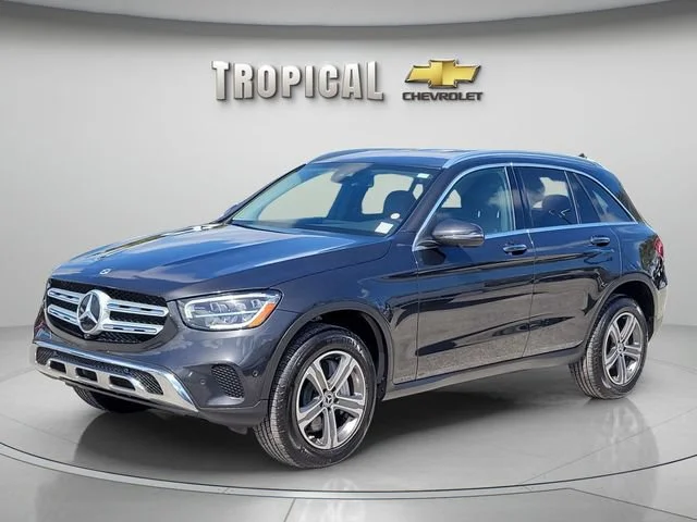 Used 2022 Gray Mercedes-Benz GLC 300 image 1