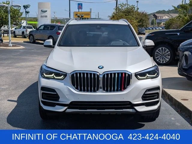 Used 2023 White BMW xDrive40i image 10