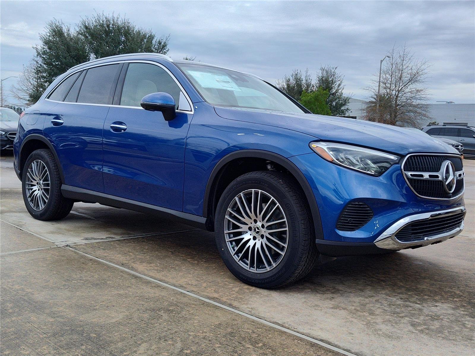 New 2026 Starling Blue Metallic Mercedes-Benz GLC 300 image 5