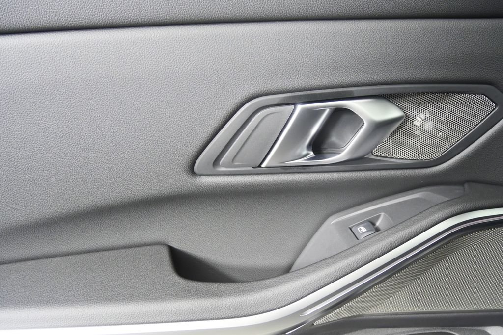 New 2026 Black Sapphire Metallic BMW 330i image 13