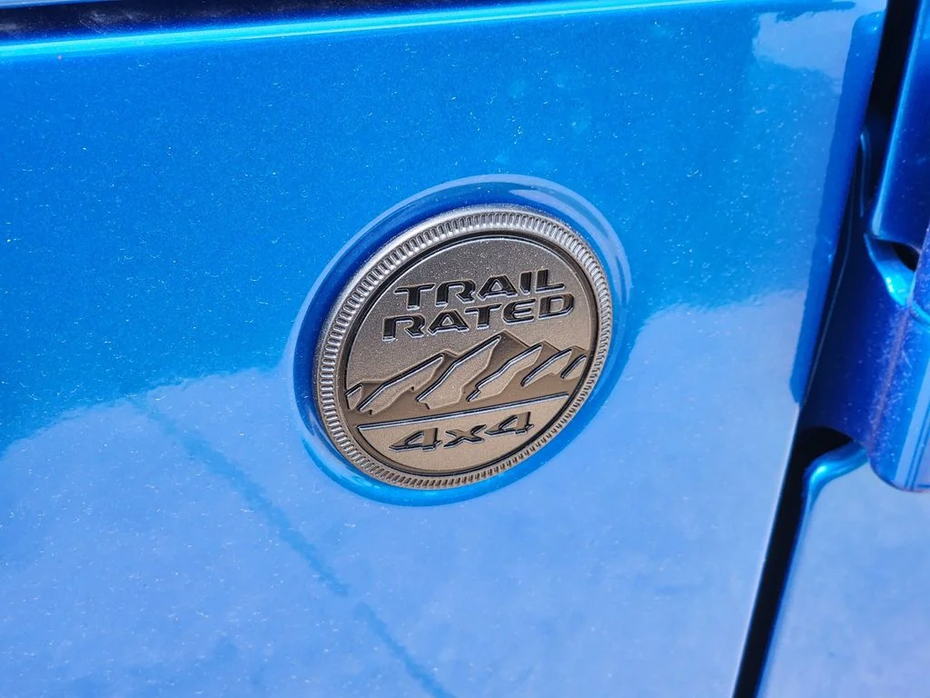 New 2026 Hydro Blue Pearl-Coat Exterior Paint Jeep Sport image 8