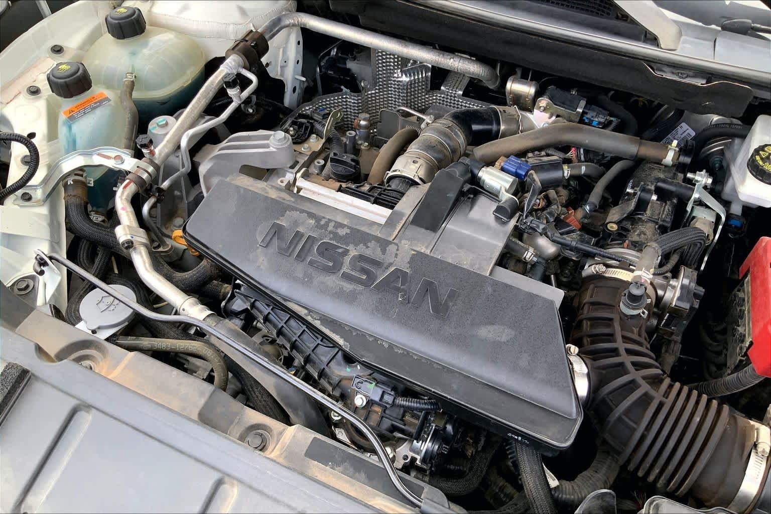 Used 2024 Glacier White Nissan S image 32