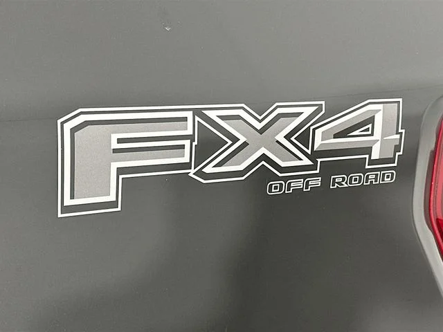 New 2025 Black Ford Lariat image 28