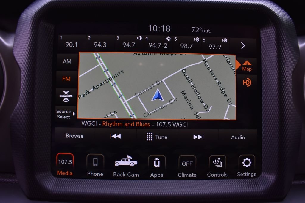 Used 2022 Crystal Metallic Jeep Sport image 36