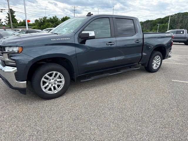 Used 2020 Gray Chevrolet LT image 9
