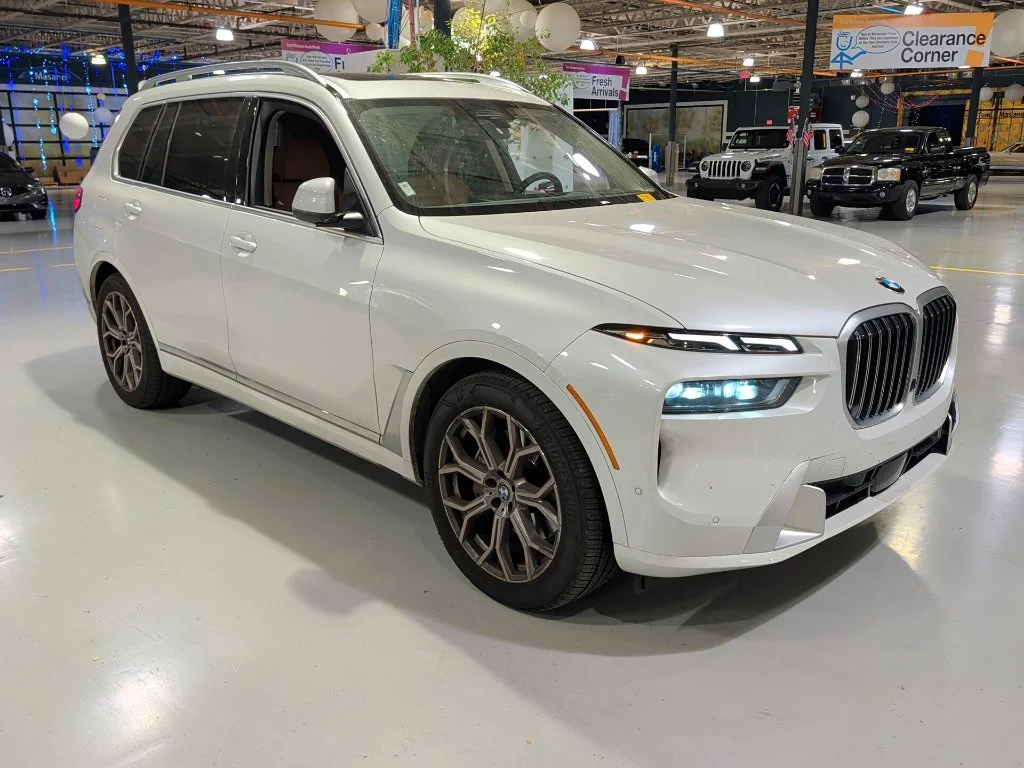 2025 BMW X7