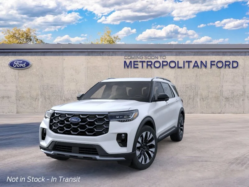 New 2026 Star White Metallic Tri-Coat Ford Platinum™ image 2