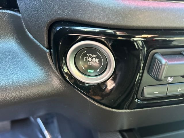 Used 2023 White Chevrolet ZR2 image 28