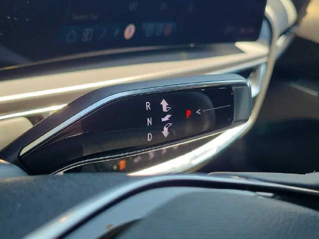 2024 Cadillac LYRIQ Tech - Photo 29