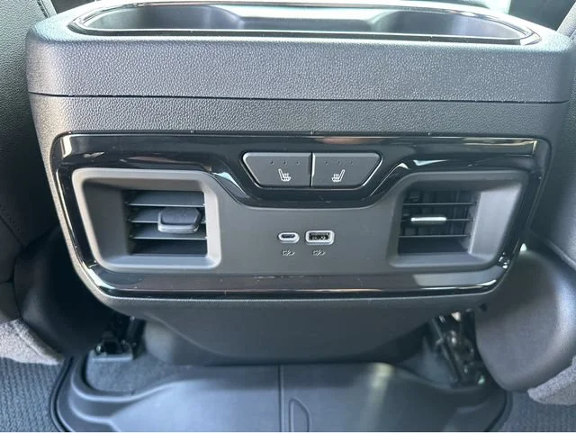 2026 GMC Sierra 2500HD AT4 - Photo 14