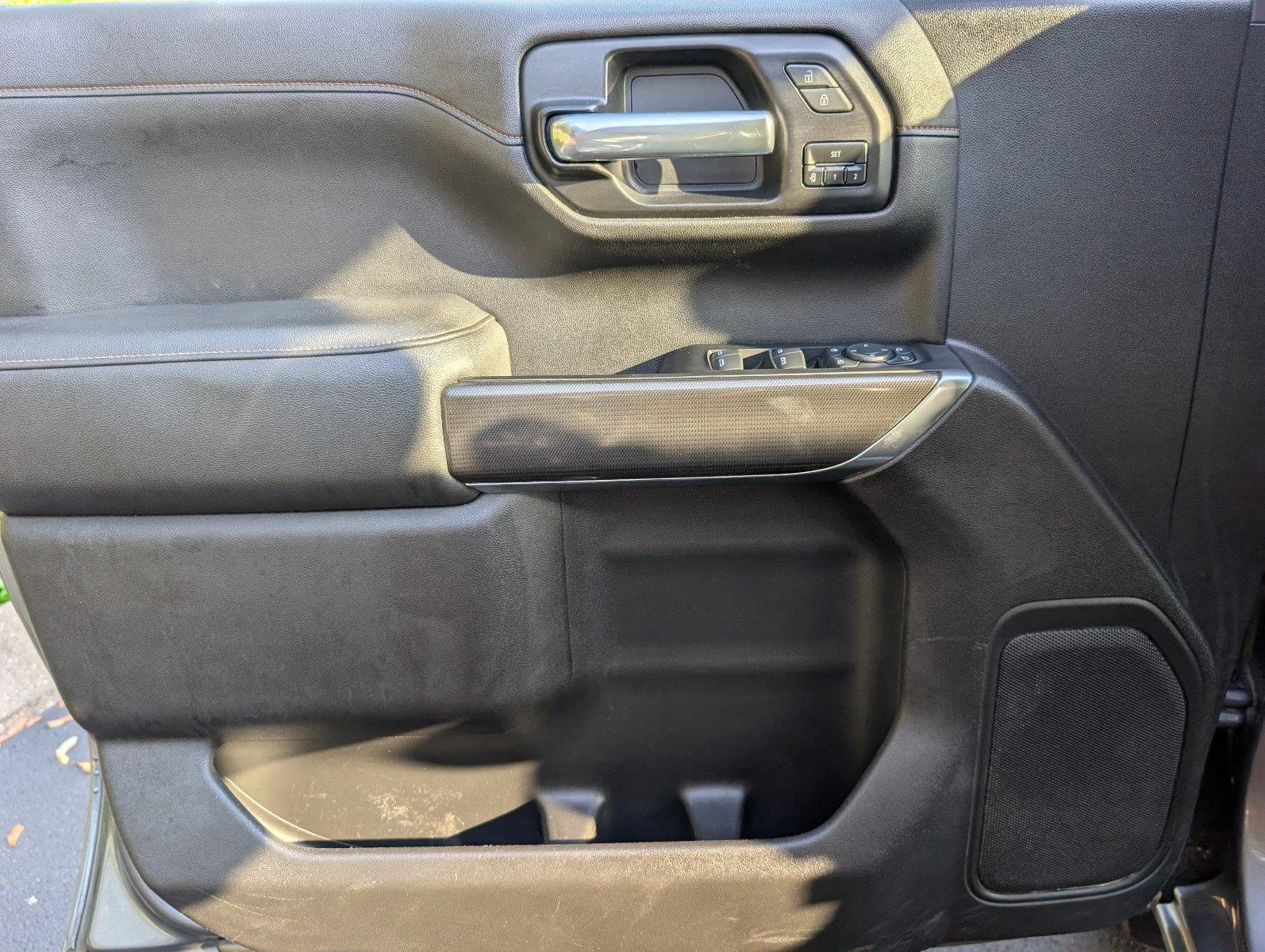 Used 2021 SATIN STEEL METALLIC GMC AT4 image 20