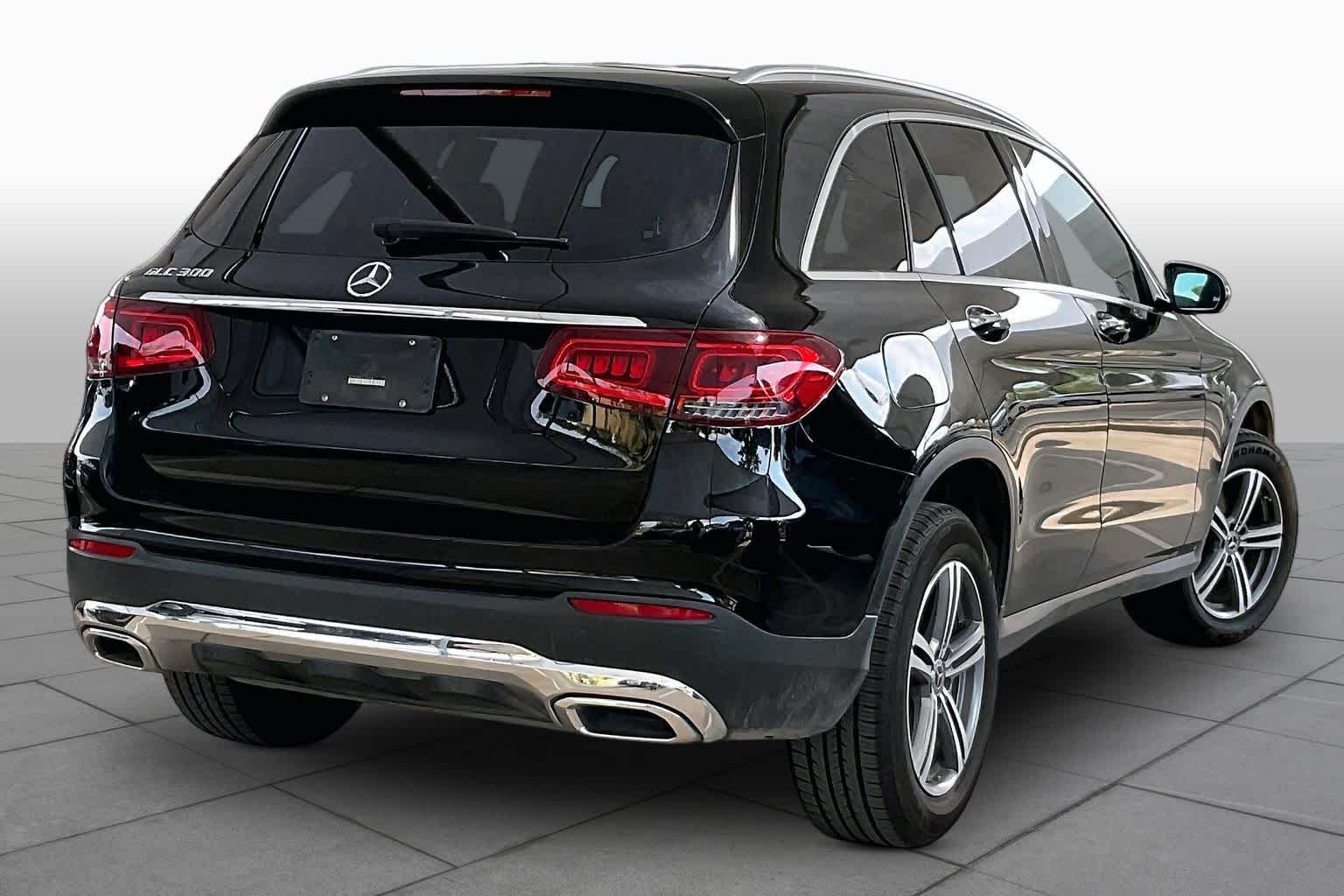 Used 2020 Black Mercedes-Benz GLC 300 image 12