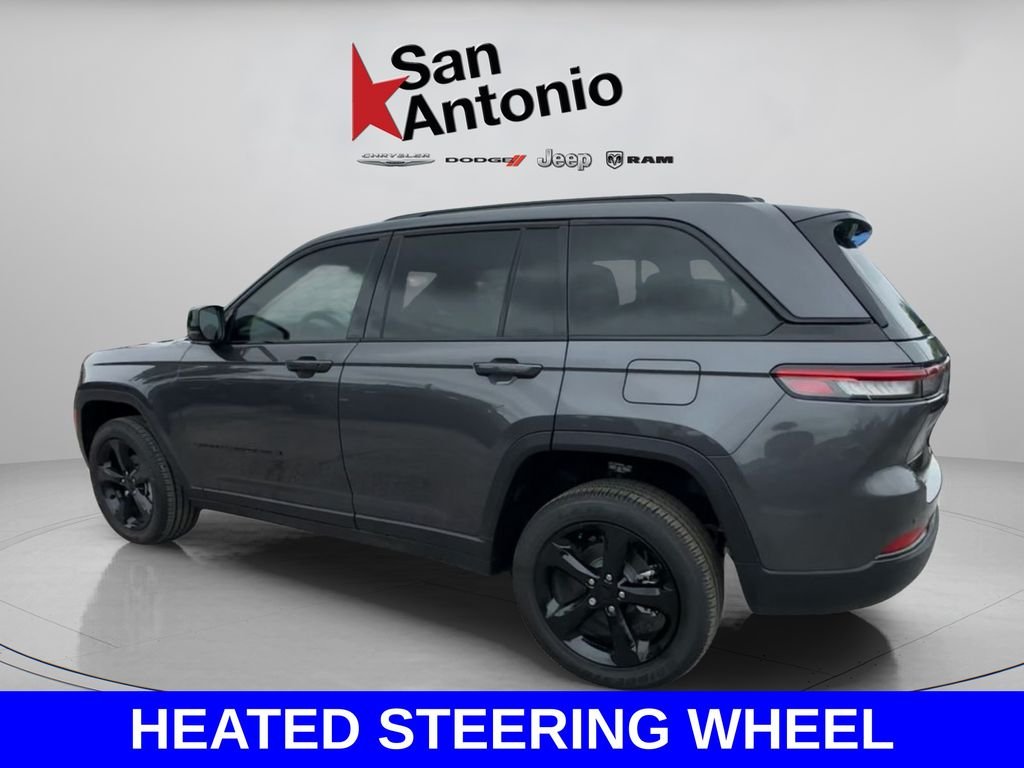 New 2025 Baltic Gray Metallic Clear-Coat Exterior Paint Jeep Altitude X image 10