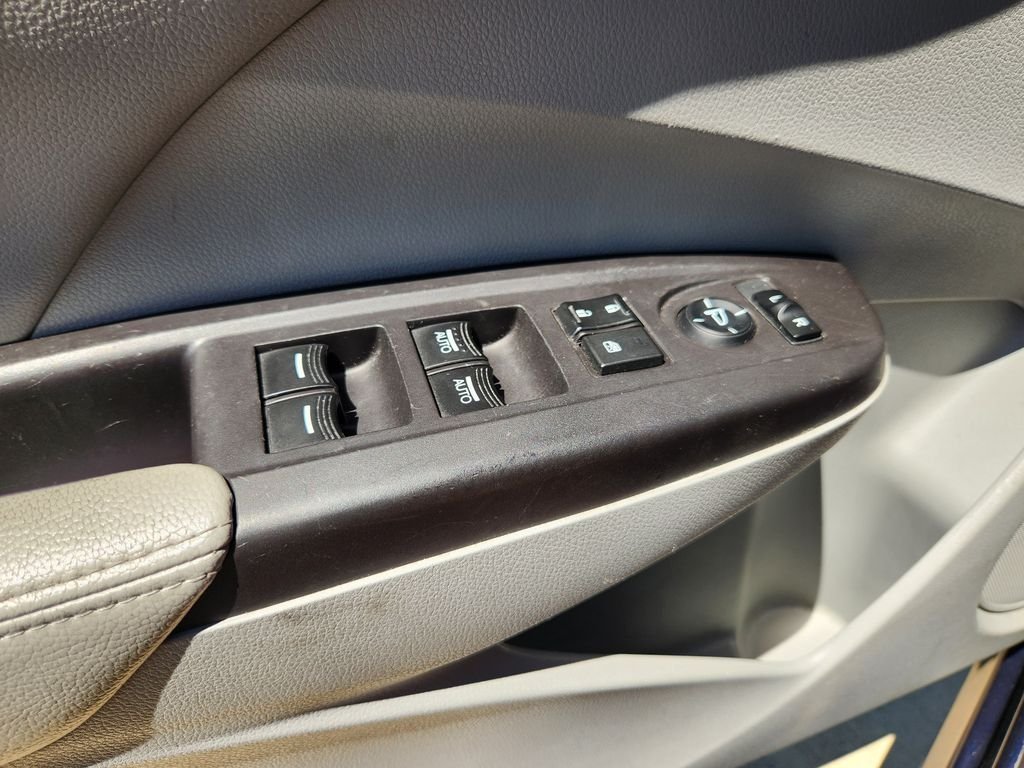Used 2017 Fathom Blue Pearl Acura w/Technology Pkg image 24