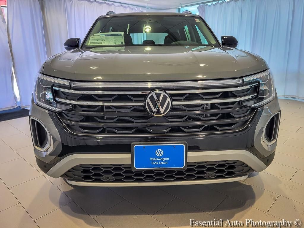 New 2026 Pure Gray Volkswagen 2.0T Peak Edition image 2
