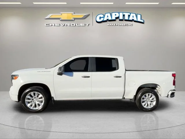 Used 2022 Summit White Chevrolet Custom image 2
