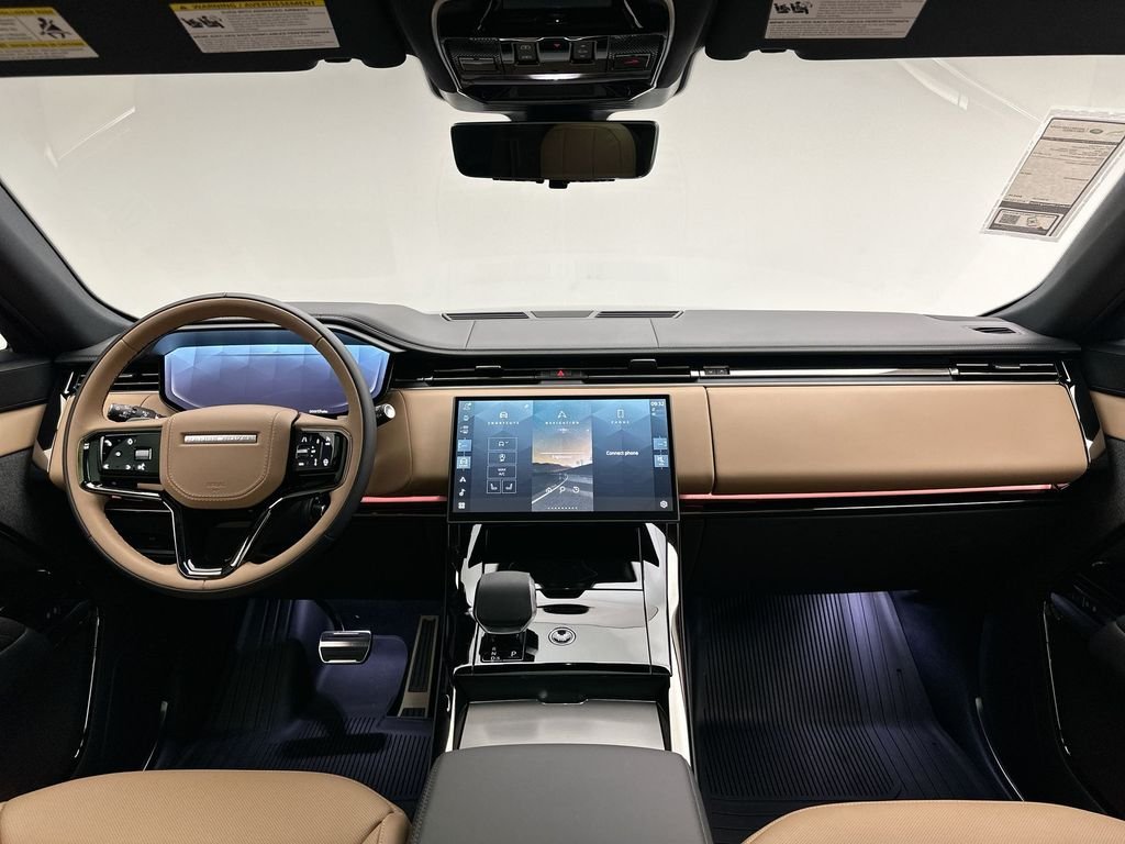 New 2026 British Racing Green SV Bespoke Ultra Met Gloss Land Rover Dynamic SE image 8