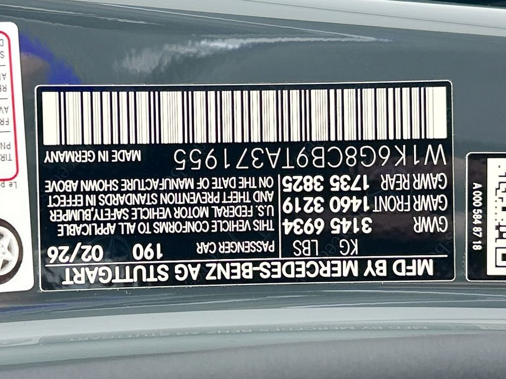 New 2026 MANUFAKTUR Silicon Grey Mercedes-Benz S 63 E AMG® image 34