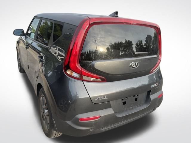 Used 2021 Gray Kia S image 7