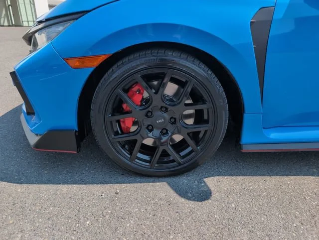 Used 2021 Boost Blue Pearl Honda Touring image 30